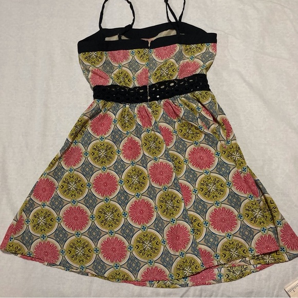 pure sugar Mini Dress with Black Lace Waistline | Vibrant Medallion Print - Picture 4 of 15